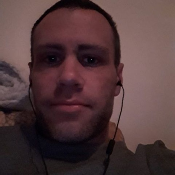 Meet your Posher, Uthah - Picture 1 of 1